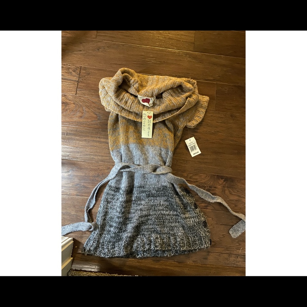 Girl’s/Teen Belted tunic (Derek heart brand ) - Picture 10 of 16
